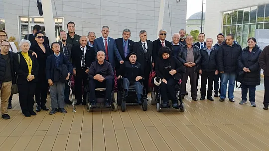 ZAFER PARTİSİ'NDEN ENGELLİLER GÜNÜ ÖNCESİNDE ENGELLİ HAKLARI ÇALIŞTAYI
