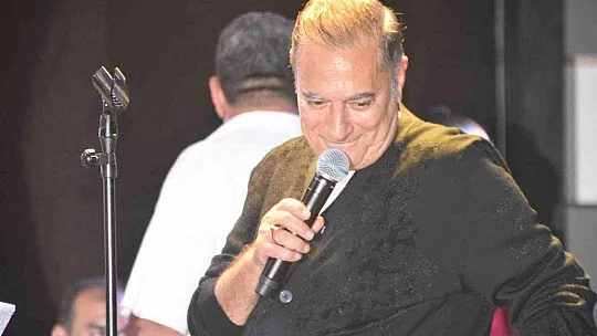 4 YIL ARADAN SONRA BODRUM'A SAHNE İÇİN GELDİ