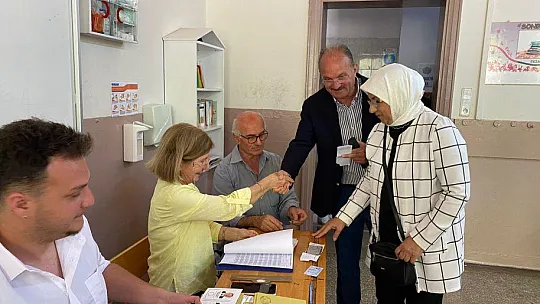 Vekil adayı Saatcı oyunu kullandı