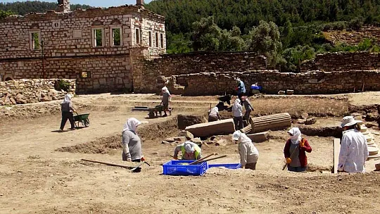 45 derece sıcakta tarihe dokunuş
