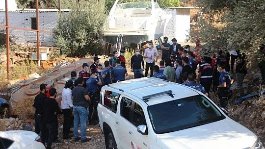 50 kişilik ekip Koran'ın bedeninin kayıp parçalarını aradı