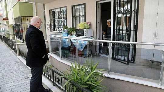 500 yaşlıya evde bakım hizmeti