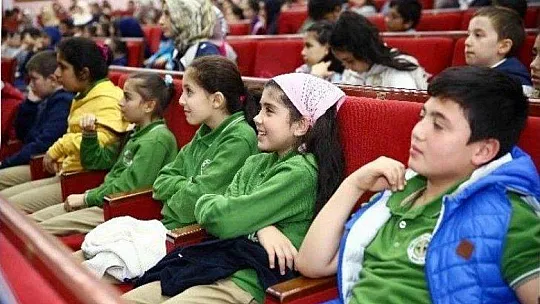 Öğrencilere 9 günlük tatil başladı