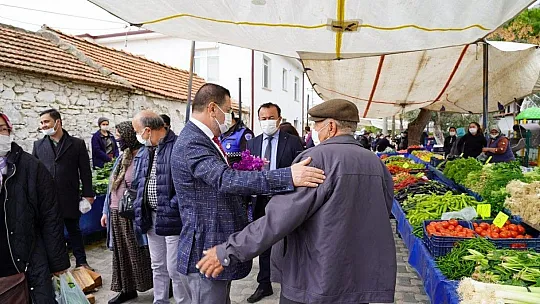 Başkan Tokat mahalle ziyaretlerine devam ediyor