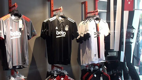 Fethiye Beşiktaş Taraftarlar Derneği yönetim kurulu üyeleri ile bir araya geldi