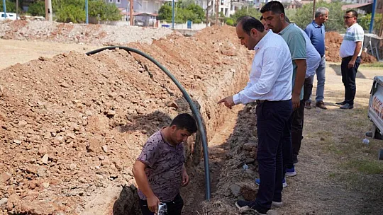Başkan Akdenizli, Mehmet Günay Stadı'ndaki Çalışmaları İnceledi