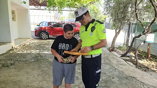 Fethiye polisinin 'Gönül Bağı' projesi devam ediyor 
