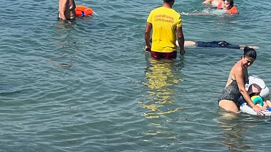 Büyük Samanlık Plajı Örnek Olmaya Devam Ediyor