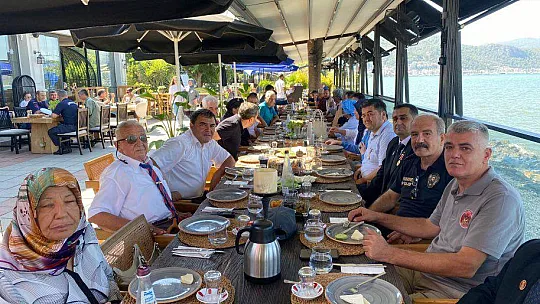 GAZİLER GÜNÜ NEDENİ İLE KAHVALTIDA BİR ARAYA GELDİLER