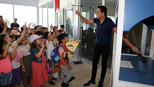 ÇOCUK BİLİM PARKI YAZ AYLARINDA DA ZİYARETÇİLERİN İLGİ ODAĞI