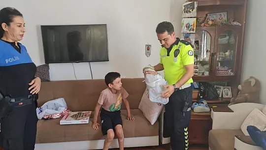 Fethiye Polisinin 'Gönül Bağı' Projesi Devam Ediyor