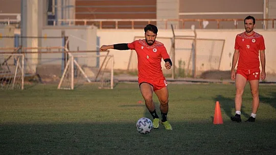 Fethiyespor'un başarı yolculuğu Kırıkkale deplasmanında başlıyor