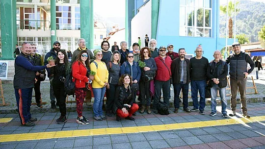 'Yaşamda Kadın' Sergisi Açıldı