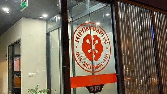 Fotoğraf Severler Hipokampüs'te Buluştu