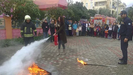 Özel Çocuklar Yangın Tatbikatında