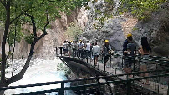 Yağmurlu havada Saklıkent gezisi