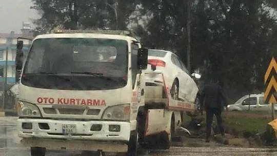Seydikemer'de Trafik Kazası 1 ölü 4 yaralı