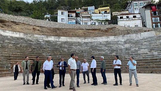 VALİ TAVLI, TELMESSOS ANTİK TİYATROSUNDA İNCELEME YAPTI