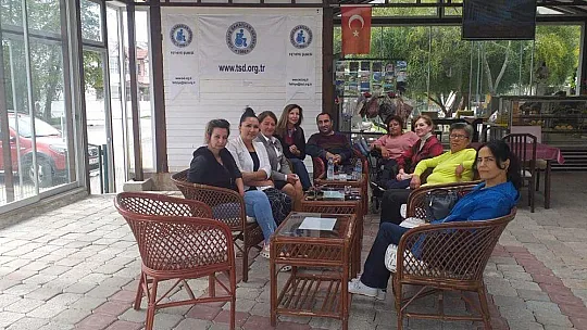 Engelli derneklerini ziyaret ettiler