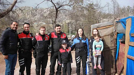 9 yaşındaki Yağmur'un polis olma hayalini gerçekleştirdiler