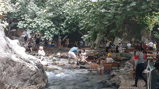 Yağmurlu havada Saklıkent gezisi