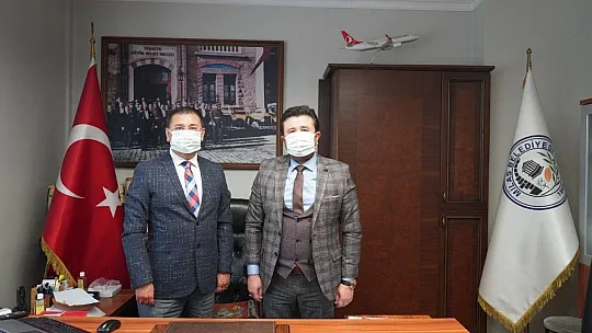 Akp İlçe Yönetiminden Başkan Tokat'a ziyaret