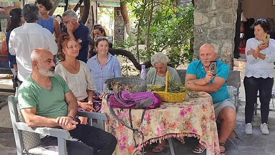 1'inci Kaya İnciri Bandırma Şenliği Düzenlendi