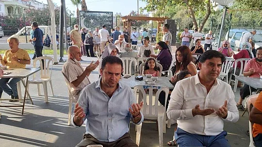 Muhtarlardan aşure etkinliği