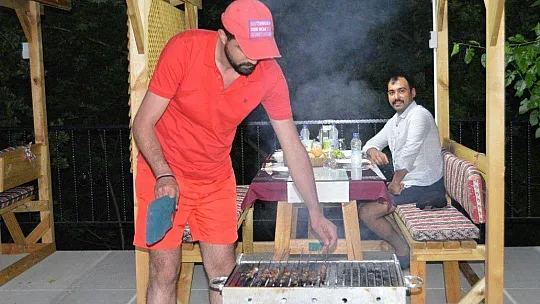 Saklıkent'e değer katacak 'Kırmızı Beyaz Et Restaurant' hizmetinizde