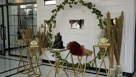 DÜNYA MARKASI DİLAN POLAT FETHİYE'DE AÇILDI