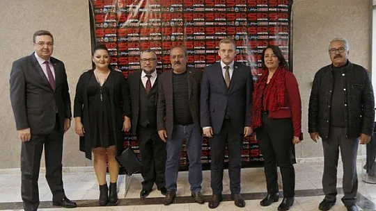 BİZ Büyük Bir Aileyiz