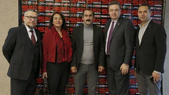 BİZ Büyük Bir Aileyiz