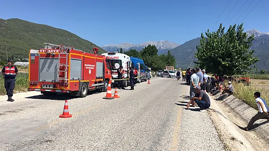 Seydikemer'de Kazada Anne Hayatını Kaybetti Çocuğu Yaralandı