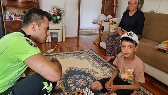 Fethiye Polisinin 'Gönül Bağı' Projesi Devam Ediyor