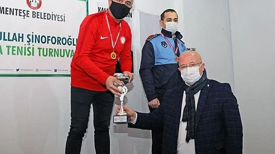 Abdullah Şinoforoğlu Masa Tenisi turnuvasında ödüller sahiplerini buldu