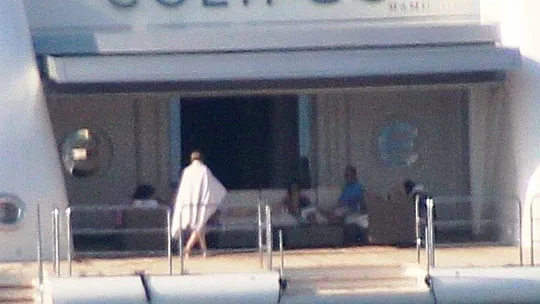 Abramoviç'in Bodrum sefası sürüyor