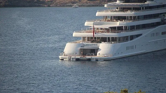 Abramoviç'in Bodrum sefası sürüyor