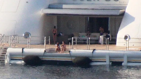 Abramoviç'in Bodrum sefası sürüyor
