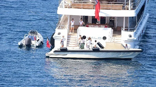 Abramoviç'in Bodrum sefası sürüyor