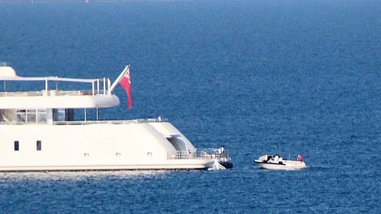 Abramoviç'in Bodrum sefası sürüyor