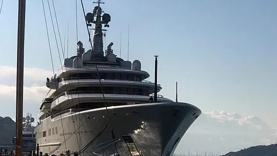 Abramovic'in lüks yatı Eclipse Marmaris'ten ayrıldı