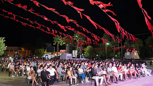 Şampiyonluk Coşkusu Atapark'ta Yaşandı