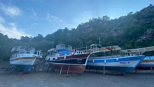 AK Parti Marmaris ilçe yönetimi teknecilere çekek yeri buldu