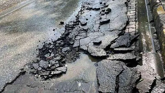 AK Parti Muğla Milletvekili Gökcan'dan Büyükşehir'e yol tepkisi