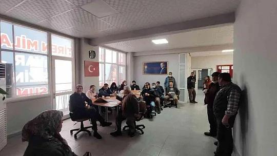 AK Parti'nin 'Halk Günü' yoğun geçiyor