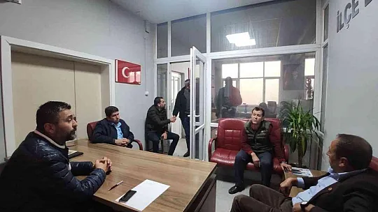 AK Parti'nin 'Halk Günü' yoğun geçiyor