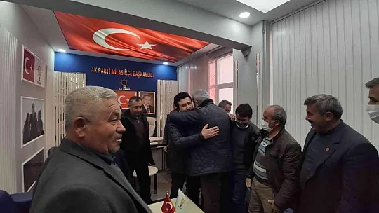 AK Parti'nin 'Halk Günü' yoğun geçiyor