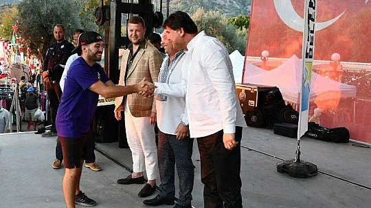 Akrobasi yarışması ödülleri sahiplerini buldu