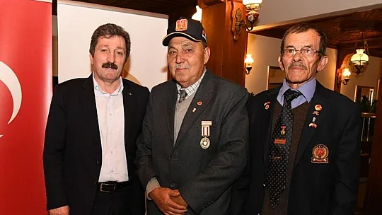 Vali Tavlı, şehit aileleri ve gaziler ile tek tek ilgilendi