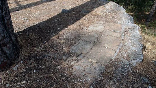 Akyaka'da tarihi kaleden sonra 2 kilise bulundu